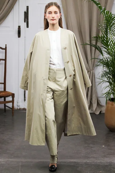 Look 1